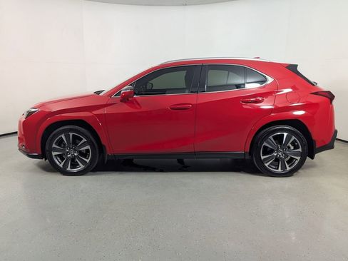 Used 2024 Lexus UX 250h FWD w/ Premium Package image 4