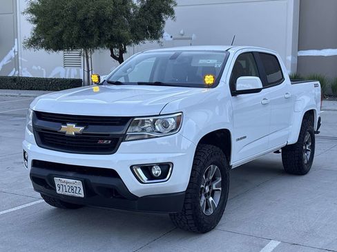 Used 2020 Chevrolet Colorado Z71 AWD/4WD image 7