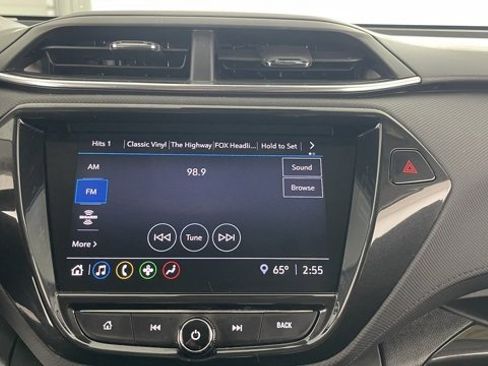 Used 2022 Chevrolet TrailBlazer LT w/ Convenience Package image 38