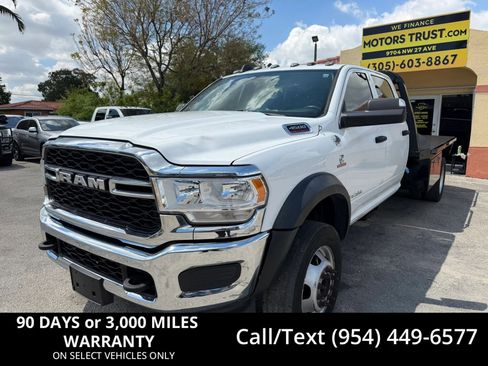 Used 2020 RAM 4500 Tradesman w/ Chrome Appearance Group AWD/4WD image 1