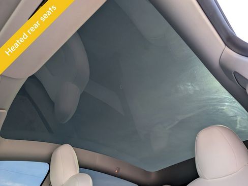 Used 2022 Tesla Model Y Performance image 12