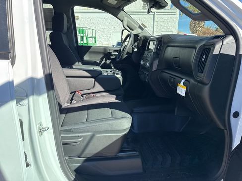 New 2026 GMC Sierra 2500 Pro w/ Convenience Package image 29