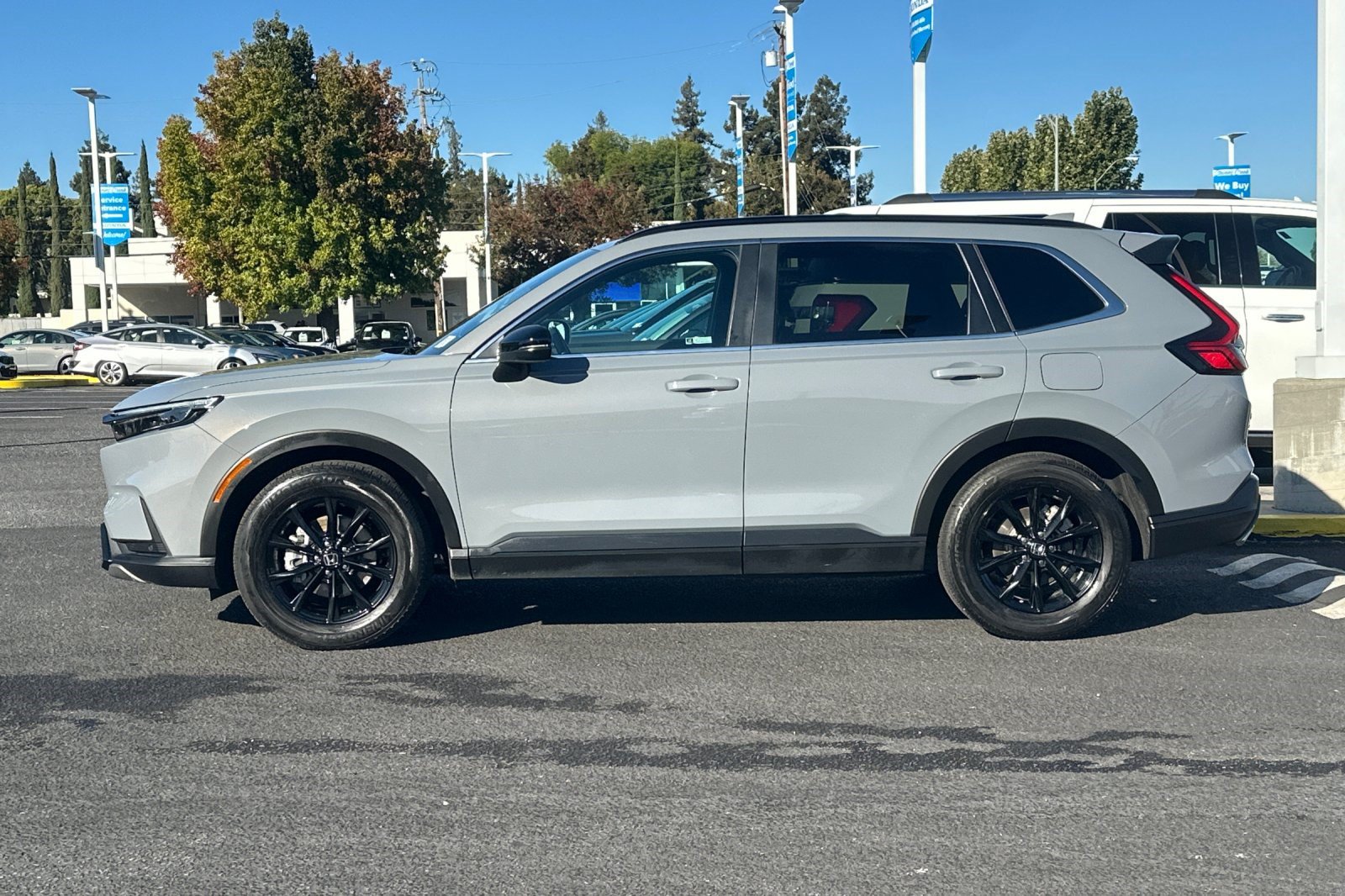 Used 2024 Honda CR-V Sport-L image 2