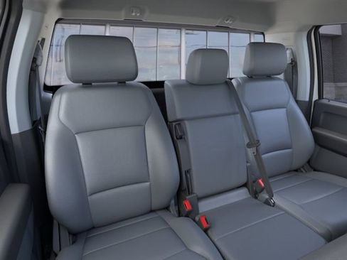 New 2026 Ford F250 XL w/ XL Chrome Package image 10