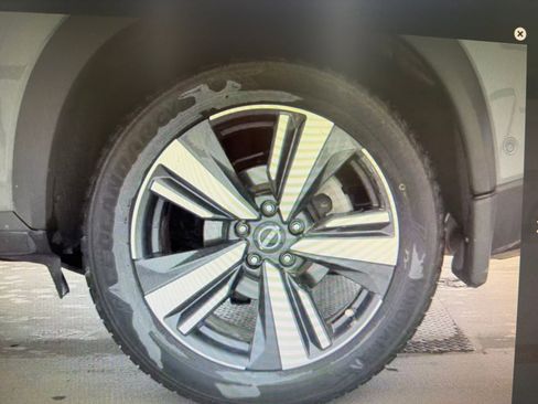 Used 2023 Nissan Rogue SL w/ SL Premium Package AWD/4WD image 18