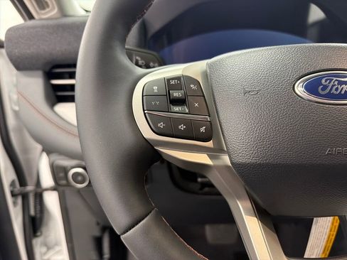 New 2026 Ford Explorer Active w/ Active Comfort Package image 20
