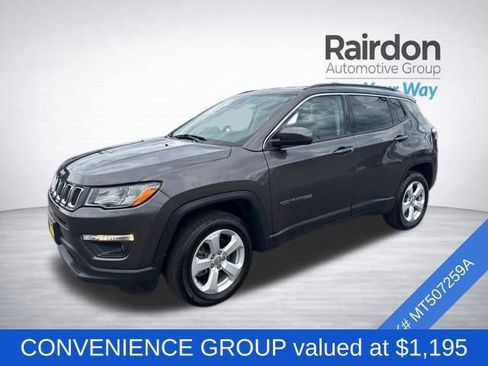 Used 2021 Jeep Compass Latitude w/ Driver Assistance Group AWD/4WD image 3