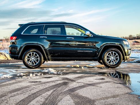 Used 2014 Jeep Grand Cherokee Limited image 2