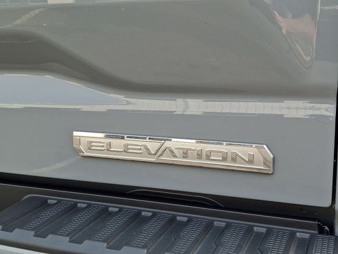 Used 2024 GMC Sierra 1500 Elevation AWD/4WD image 11