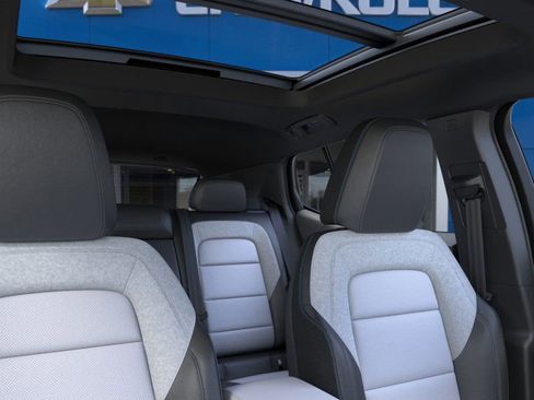 New 2026 Chevrolet Equinox EV LT image 24