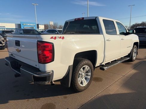 Used 2018 Chevrolet Silverado 1500 LT w/ All Star Edition image 3