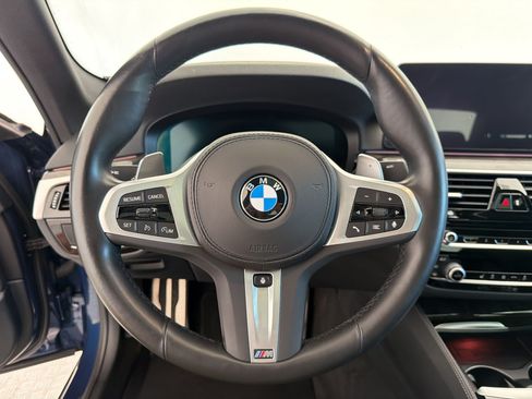Used 2023 BMW 530i xDrive w/ M Sport Package AWD/4WD image 11