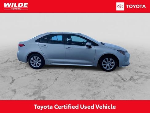 Certified 2025 Toyota Corolla LE image 2