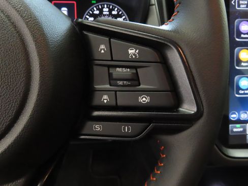 Certified 2025 Subaru Crosstrek 2.5i Limited w/ Crosstrek Mirror Package AWD/4WD image 13