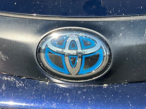 Used 2025 Toyota Sienna XLE FWD image 16