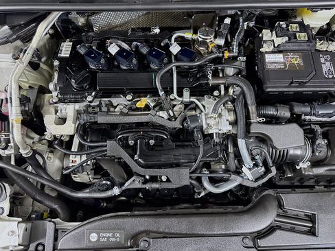Used 2025 Toyota Corolla LE FWD image 38