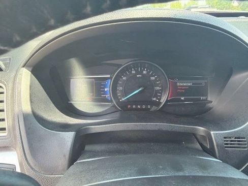Used 2017 Ford Explorer XLT FWD image 13