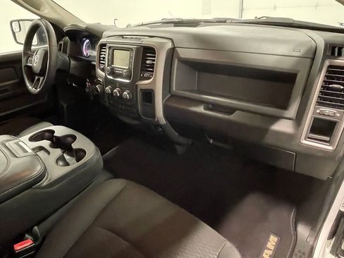 Used 2019 RAM 1500 Express w/ Express Value Package image 28