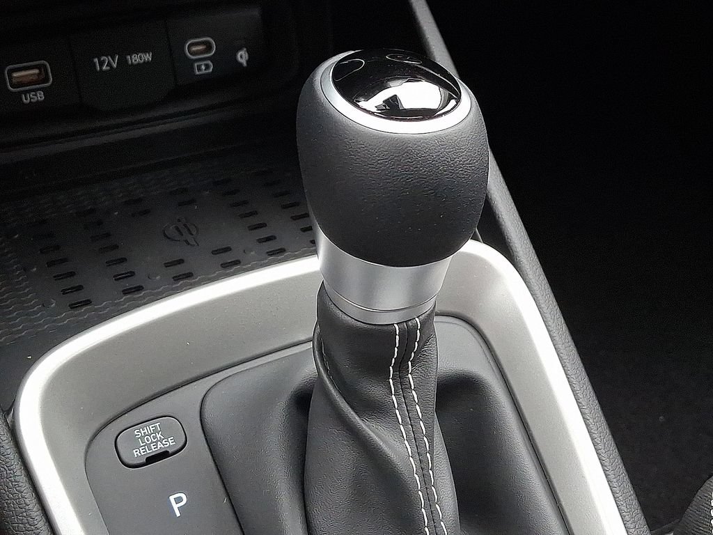 New 2026 Hyundai Venue SEL FWD image 9