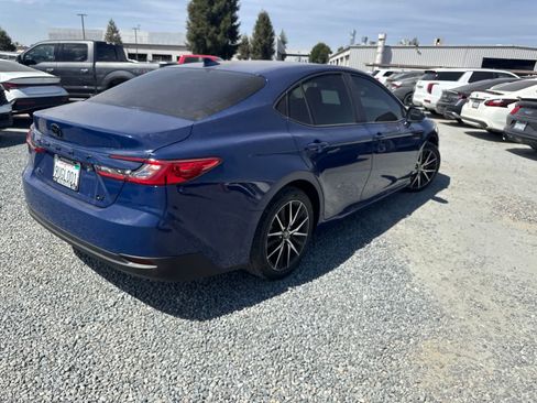 Used 2025 Toyota Camry LE FWD image 4