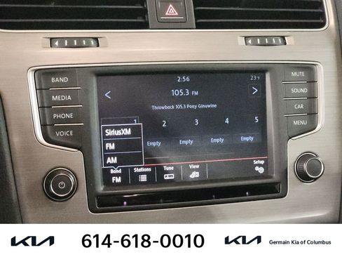 Used 2016 Volkswagen Golf S image 24