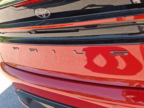Used 2024 Toyota Prius XLE FWD image 33