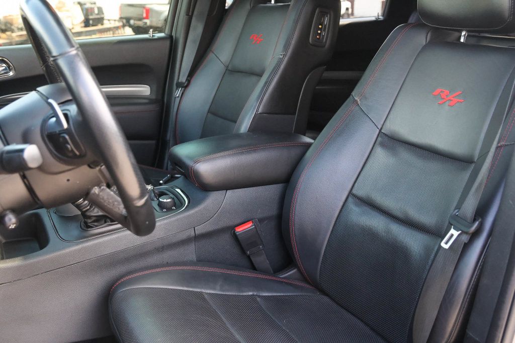 Used 2018 Dodge Durango R/T w/ Technology Group AWD/4WD image 12