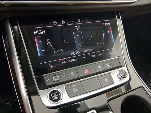 Used 2026 Audi Q7 2.0T Premium w/ Convenience Plus Package AWD/4WD image 25