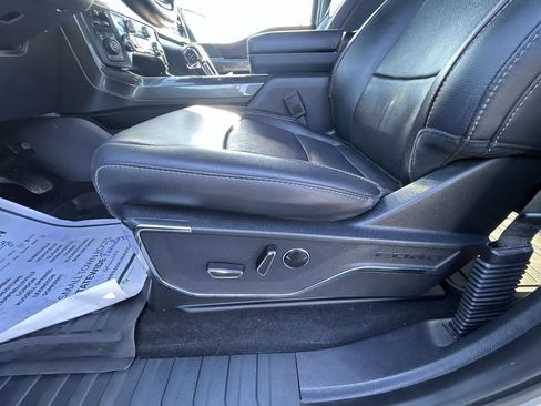 Used 2023 Ford F150 Lariat w/ Equipment Group 502A High AWD/4WD image 18
