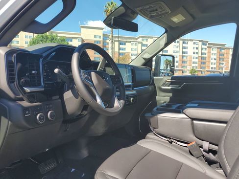 New 2026 Chevrolet Silverado 2500 LT w/ Trail Boss Package image 18