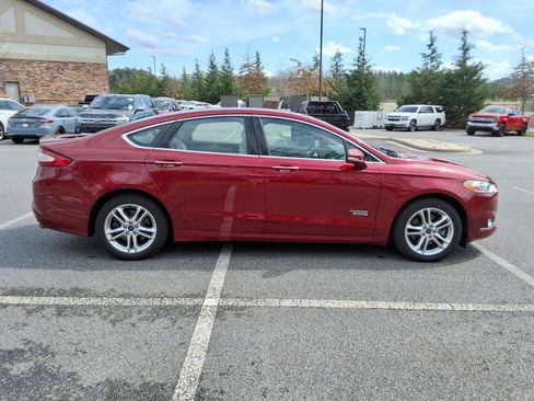 Used 2016 Ford Fusion Energi Titanium w/ Driver Assist Package image 4