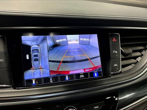 Used 2023 Buick Enclave Premium AWD/4WD image 27