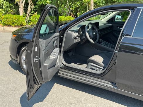Certified 2024 Honda Accord EX image 7