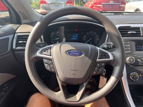 Used 2016 Ford Fusion S FWD image 11