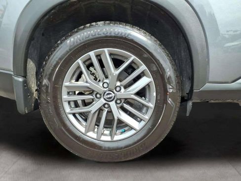 Used 2025 Nissan Rogue S FWD image 20