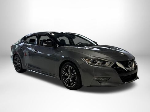 Used 2017 Nissan Maxima Platinum w/ Medallion Package FWD image 1
