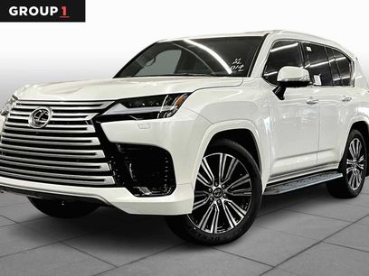 New 2025 Lexus LX 600 4WD w/ Luxury Package