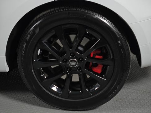 Used 2025 Land Rover Range Rover Sport Dynamic SE image 10