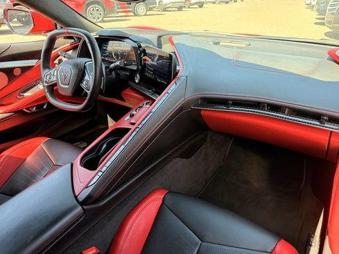 Used 2023 Chevrolet Corvette Stingray Premium Cpe w/ Z51 Performance Package RWD image 12