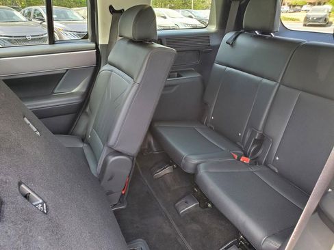Used 2025 Hyundai Santa Fe SEL FWD image 15