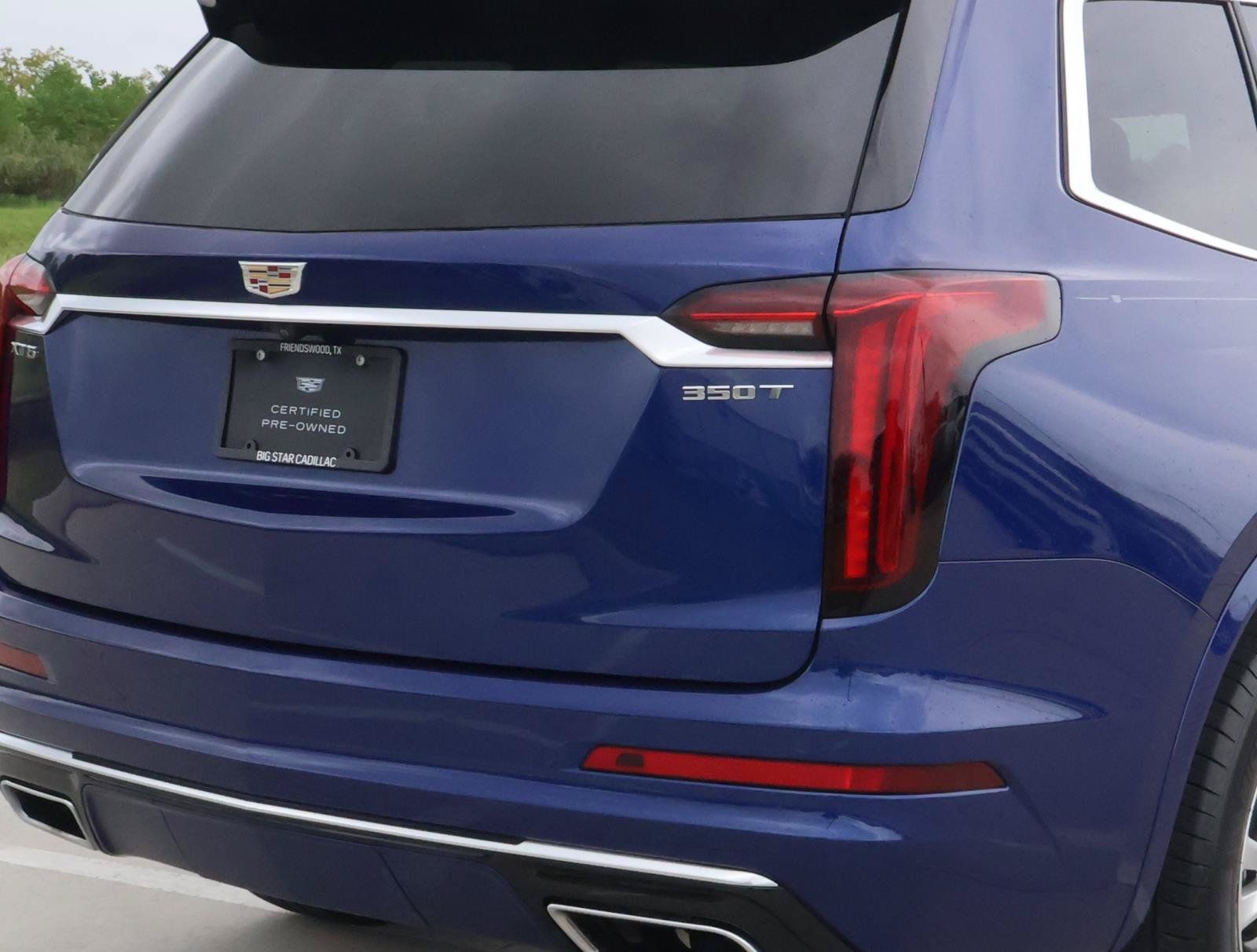 Used 2025 Cadillac XT6 Luxury FWD image 11