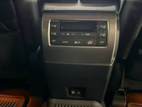 Used 2023 Lexus GX 460 Premium AWD/4WD image 34