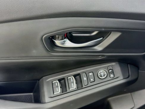 Used 2025 Honda Accord SE image 15