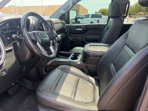 Used 2020 GMC Sierra 2500 Denali w/ Denali Ultimate Package AWD/4WD image 32