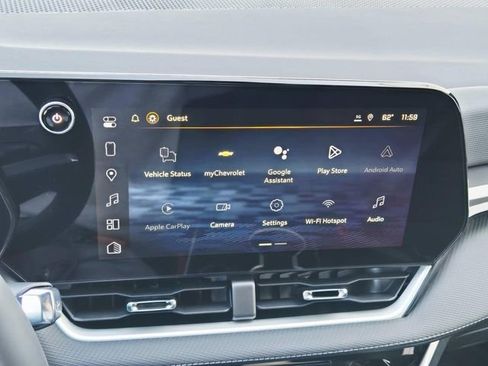 New 2026 Chevrolet Equinox LT w/ LPO, Floor Liner Package image 18