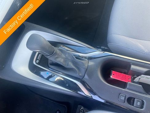 Used 2025 Toyota Corolla SE image 21