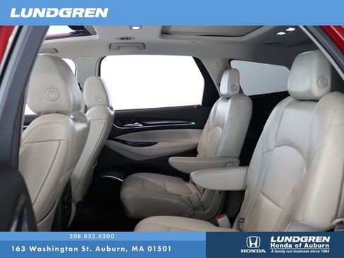 Used 2018 Buick Enclave Premium w/ Experience Buick Package AWD/4WD image 15
