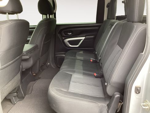 Used 2017 Nissan Titan SV RWD image 25