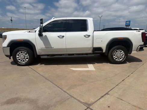 Used 2020 GMC Sierra 2500 SLT w/ Technology Package AWD/4WD image 6