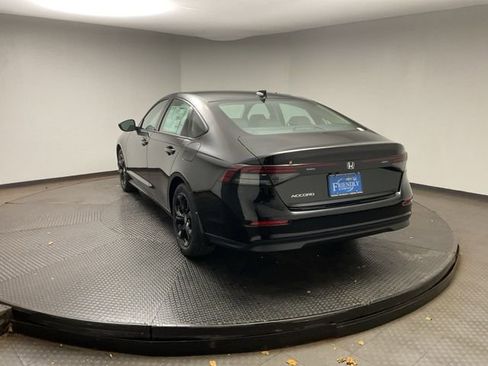 New 2025 Honda Accord SE image 5